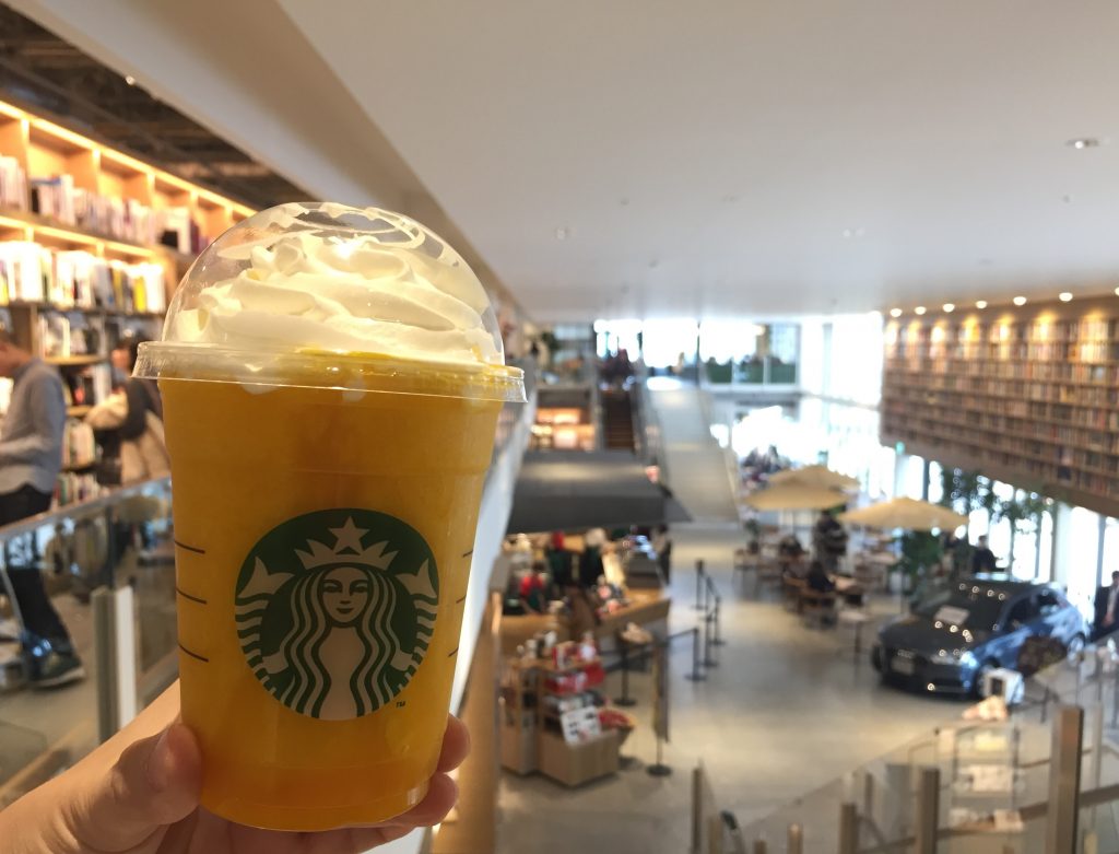ららぽーと名古屋の蔦屋書店「スタバ」は購入前の本が読める人気カフェ！ 東海enjoy navi